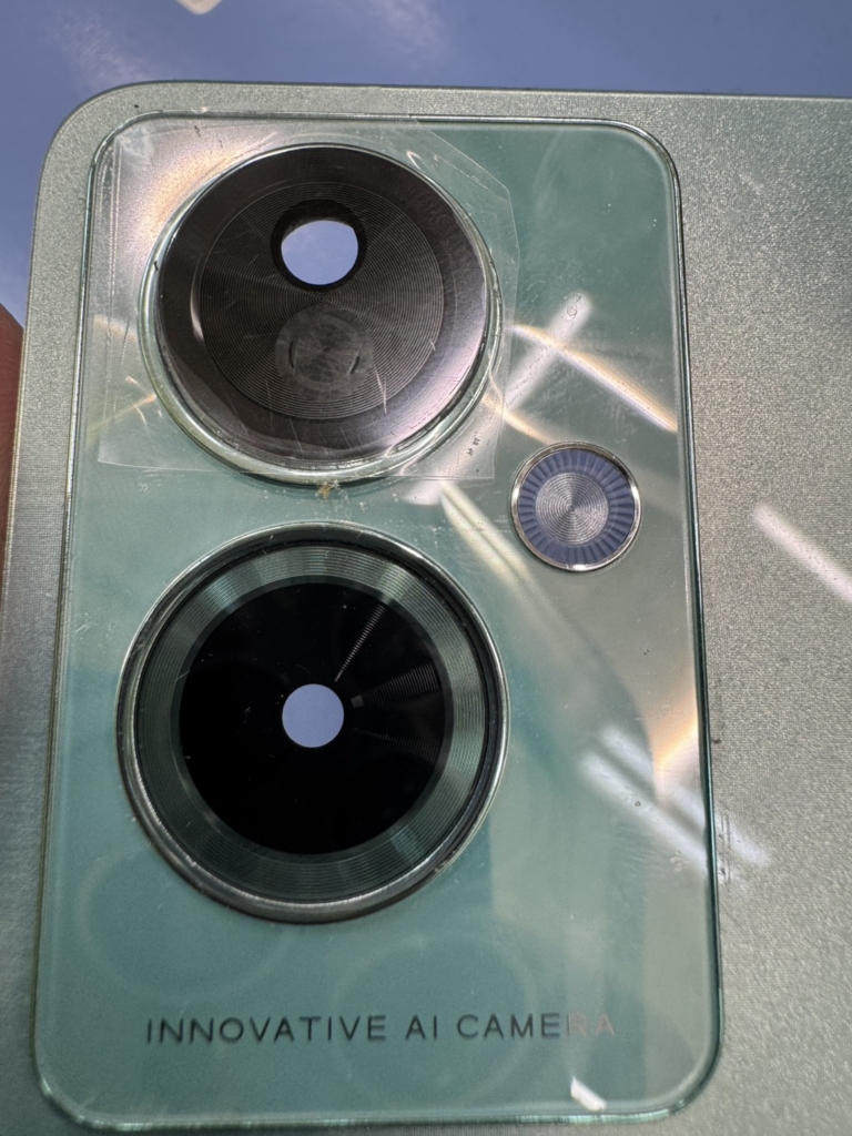 OPPO Reno13 Aから旧モデルまで、プロの技術で元の綺麗な状態に復旧いたします