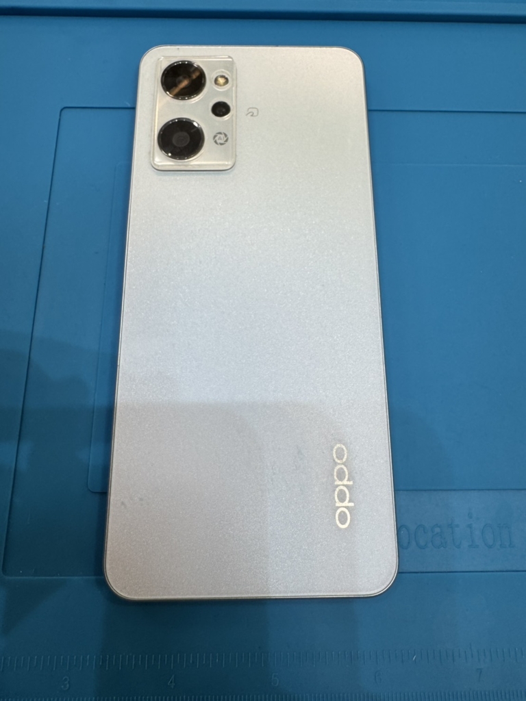 OPPO Reno7 Aのバッテリー交換